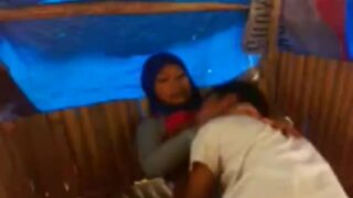 Top Viral abg hijab lugu pasrah di ajak wiwik di gubuk